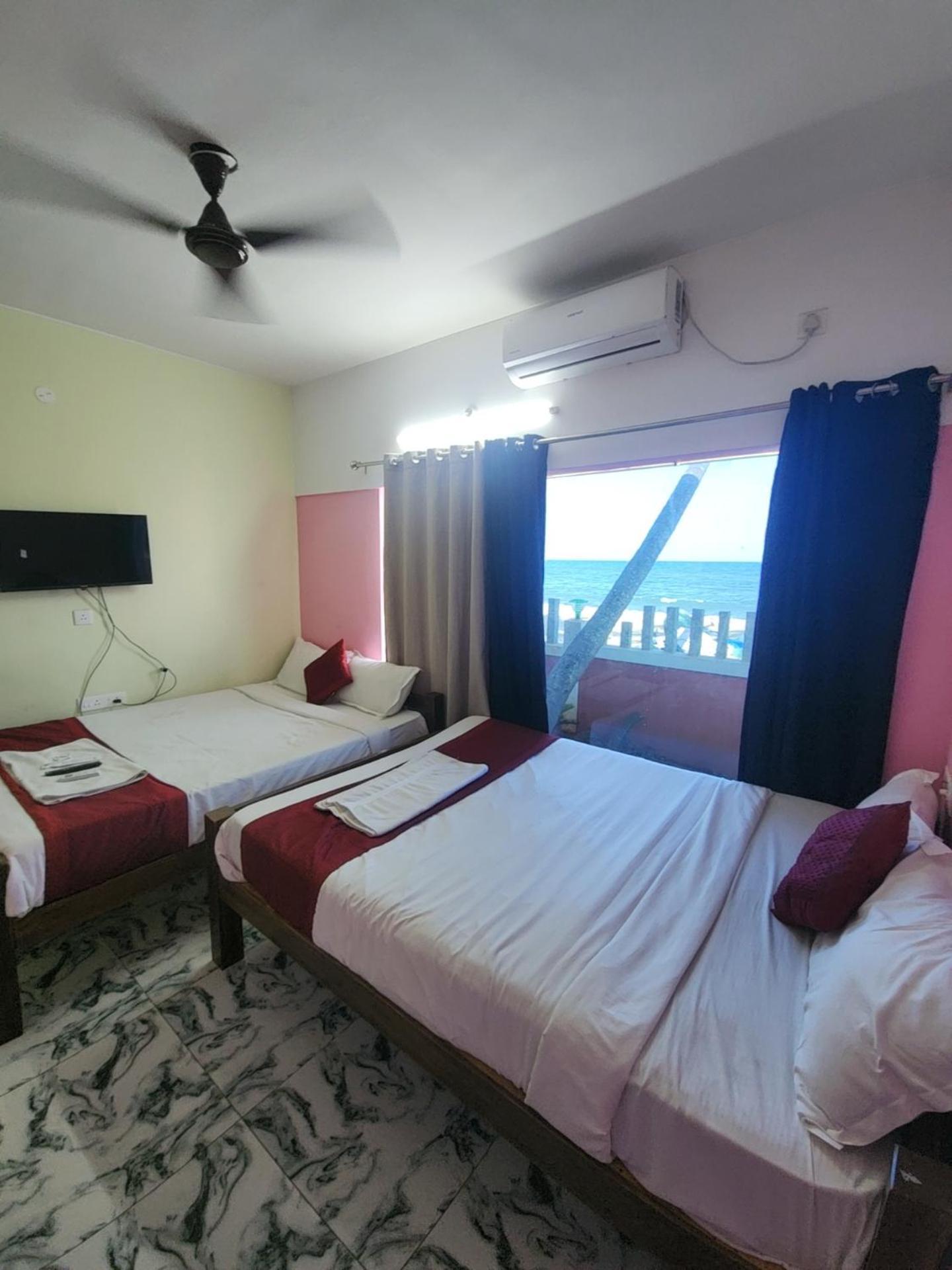 Paradise Harmony Beach Resort Singānallūr Exterior foto